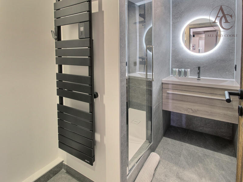 Appartement - 76 m² - 4 pièces