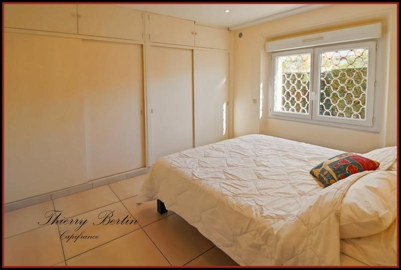 Appartement - 243 m² - 9 pièces