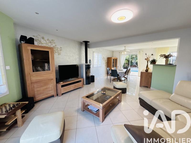 Maison - 179 m² - 7 pièces