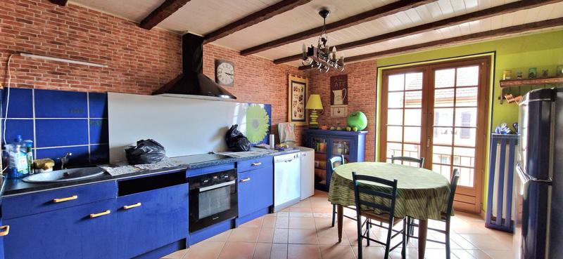 Maison - 125 m² - 9 pièces