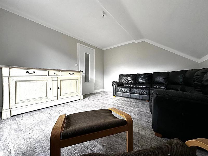 Appartement - 76 m² - 5 pièces