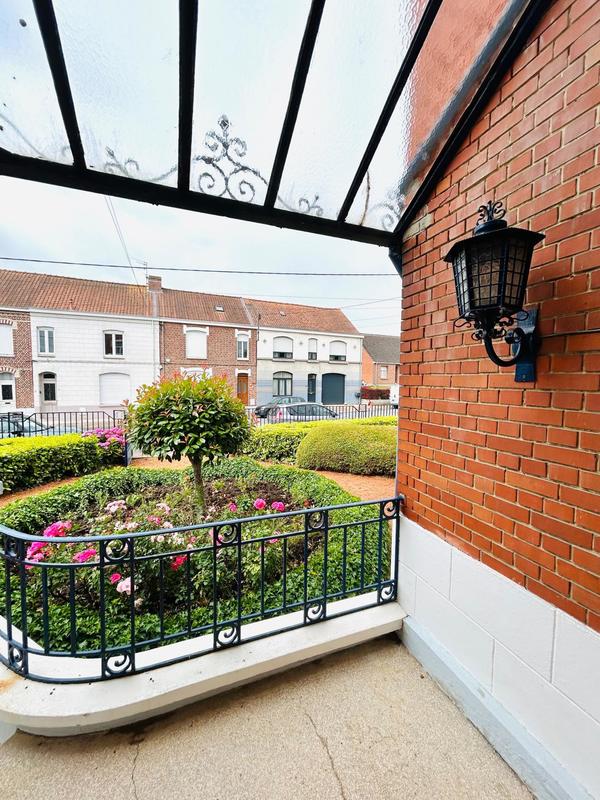 Maison de maîtres - 190 m² - 8 pièces