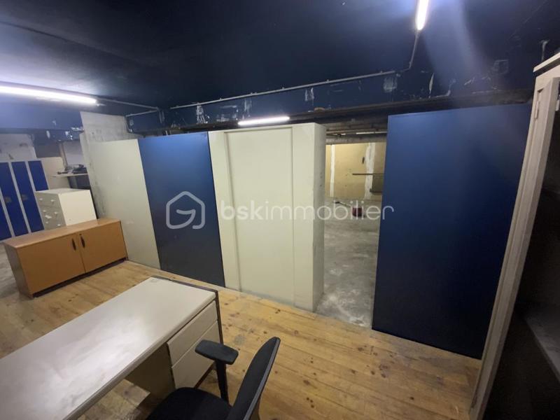 Bureau - 104 m² - 1 pièce