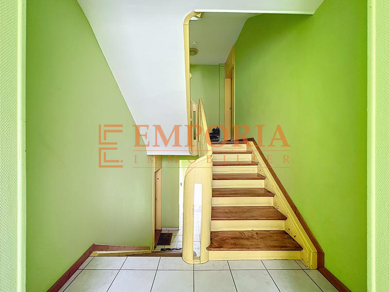 Immeuble - 300 m² - 18 pièces