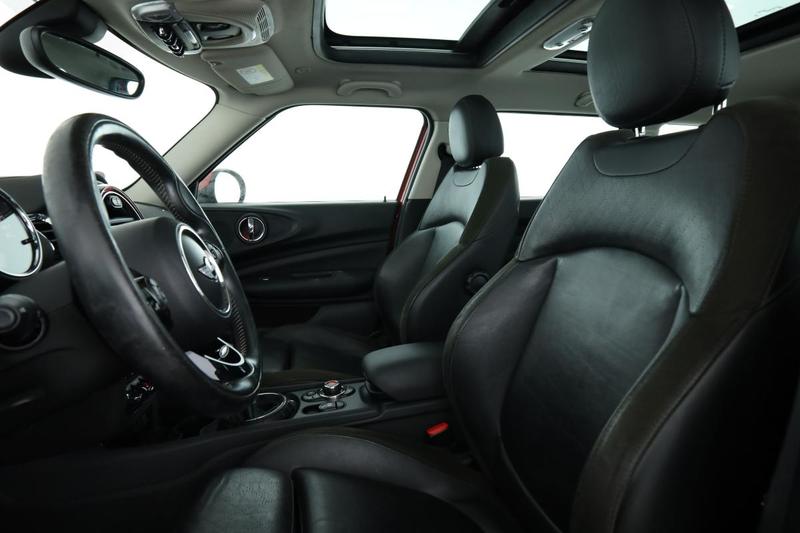 Mini Clubman Cooper Finition Red Hot Chili Bva 136 ch