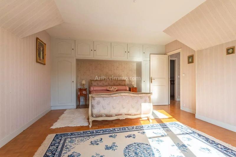 Maison - 193 m² - 6 pièces