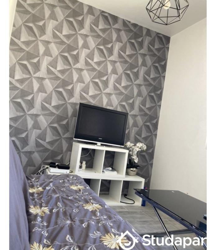 Chambre - 11 m² - 1 pièce