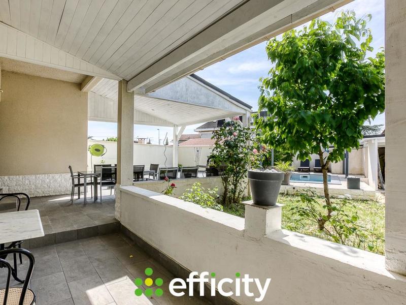 Maison - 135 m² - 5 pièces