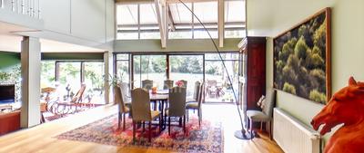 Propriété - 233 m² - 7 pièces