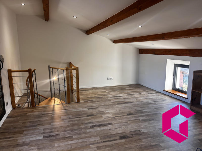 Maison traditionnelle - 105 m² - 5 pièces