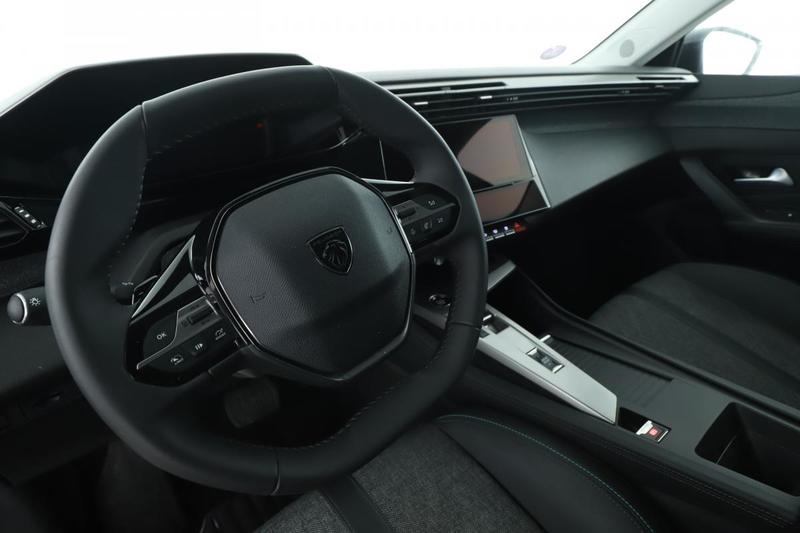 Peugeot 408 1.2 Hybrid Allure e-Dcs6 136 ch