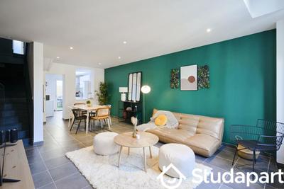 Chambre - 10 m² - 1 pièce