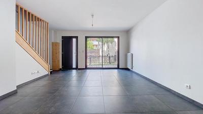 Appartement - 80 m² - 4 pièces