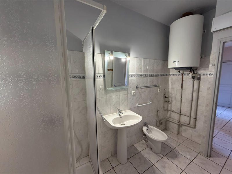 Appartement - 75 m² - 5 pièces