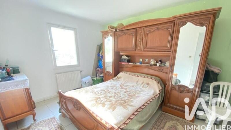 Maison - 328 m² - 16 pièces