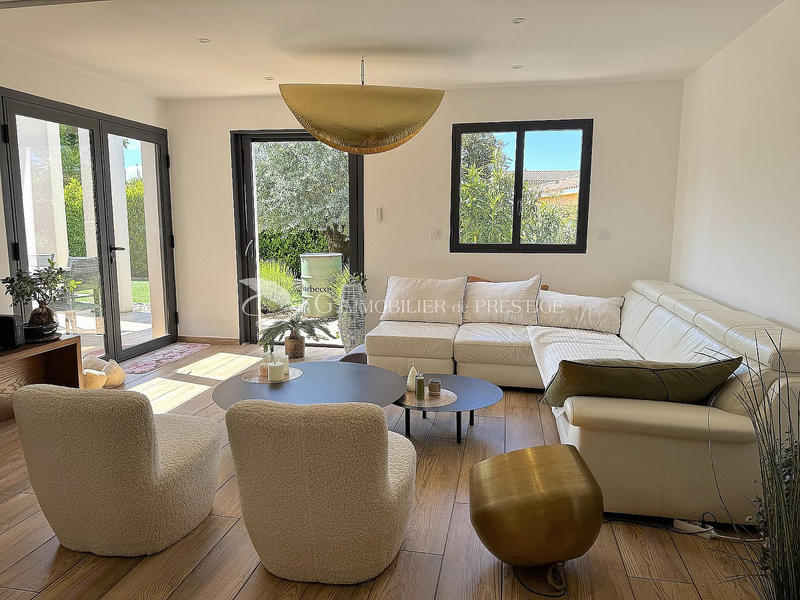 Maison - 130 m² - 5 pièces