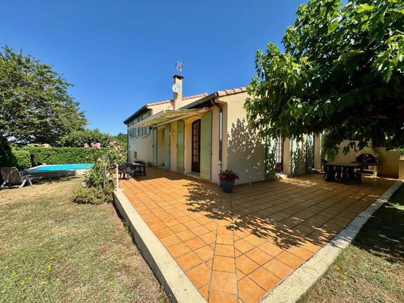 Maison - 114 m² - 5 pièces