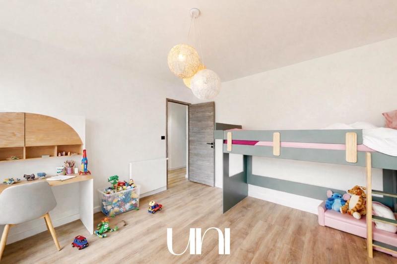 Maison - 165 m² - 5 pièces