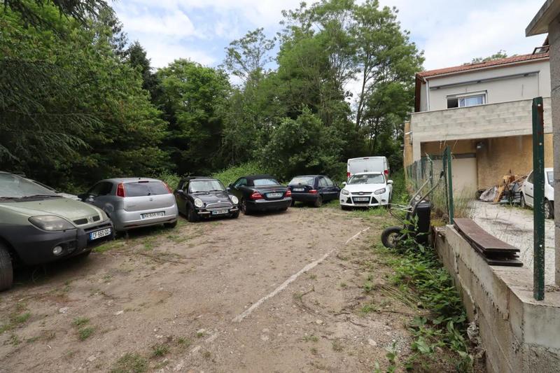 Maison jumelée - 164 m² - 4 pièces