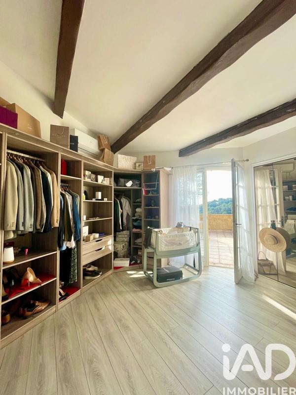 Maison - 145 m² - 5 pièces