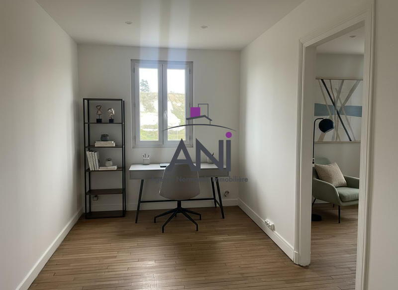 Appartement - 105 m² - 4 pièces