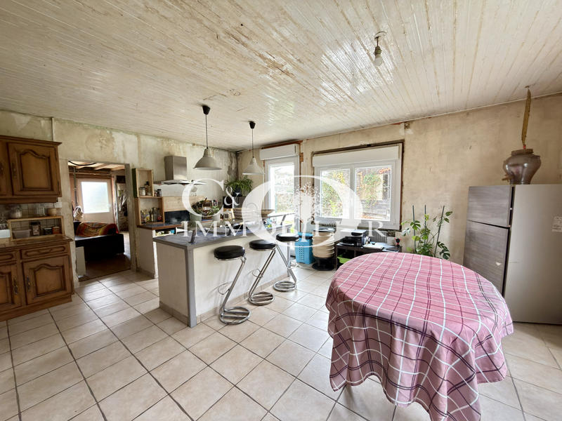 Maison - 122 m² - 5 pièces