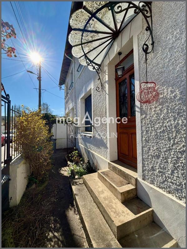 Maison - 184 m² - 8 pièces