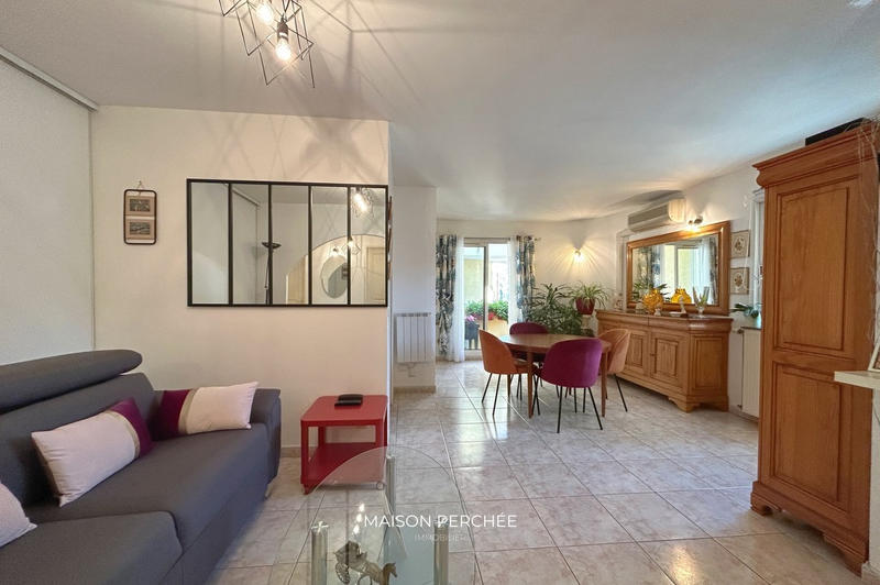 Appartement - 64 m² - 2 pièces