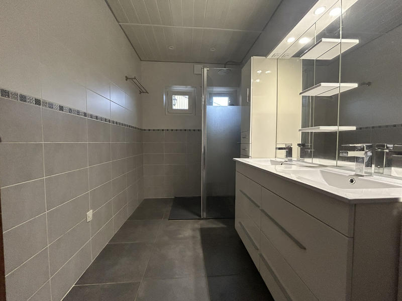 Maison - 179 m² - 6 pièces