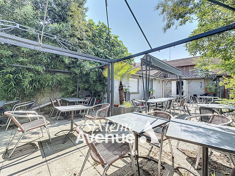 Fonds de commerce - 150 m²