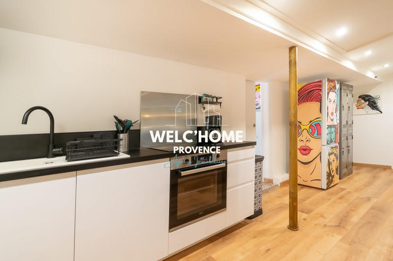 Loft - 360 m² - 11 pièces