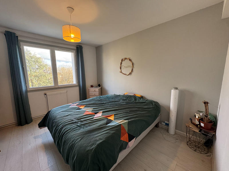 Appartement - 93 m² - 4 pièces