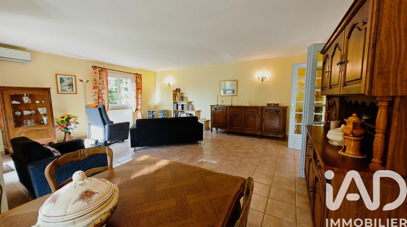 Maison - 121 m² - 5 pièces