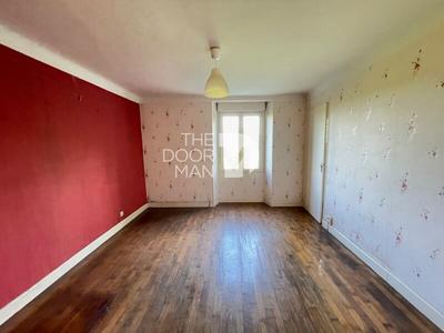 Maison - 98 m² - 5 pièces