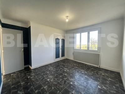 Maison traditionnelle - 110 m² - 4 pièces