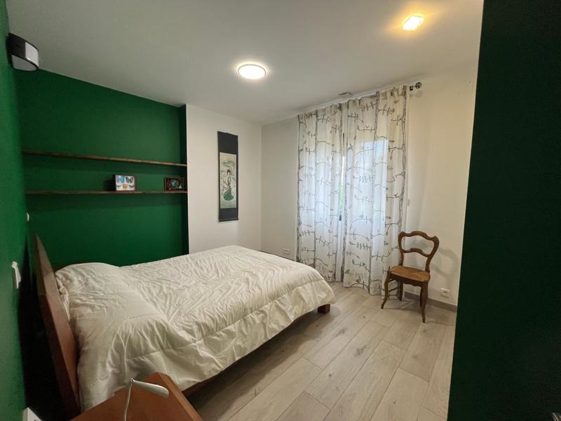 Maison - 204 m² - 5 pièces