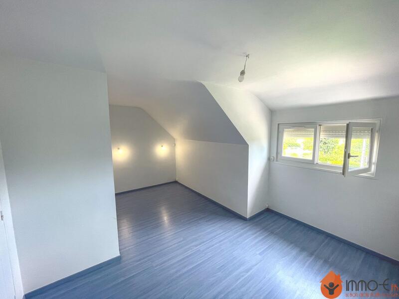 Maison - 295 m² - 9 pièces
