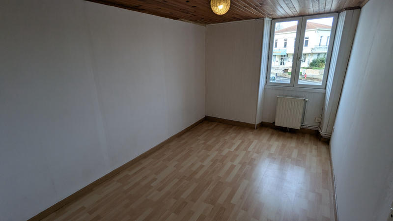 Maison - 94 m² - 5 pièces
