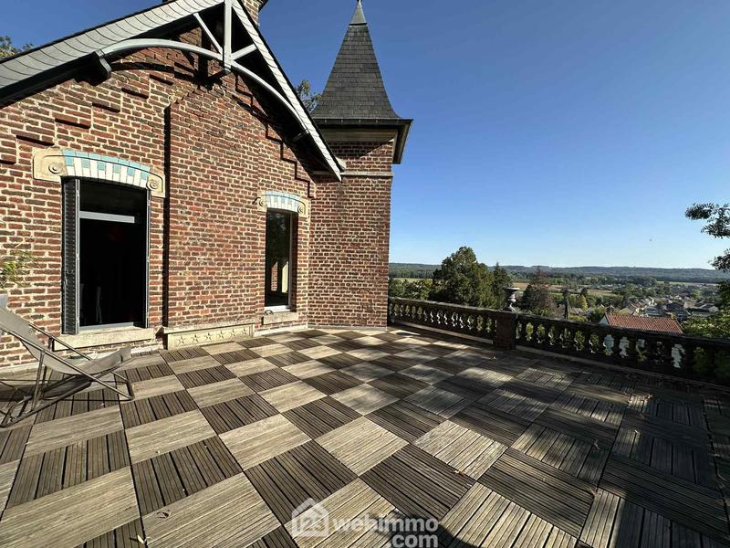 Maison - 187 m² - 8 pièces