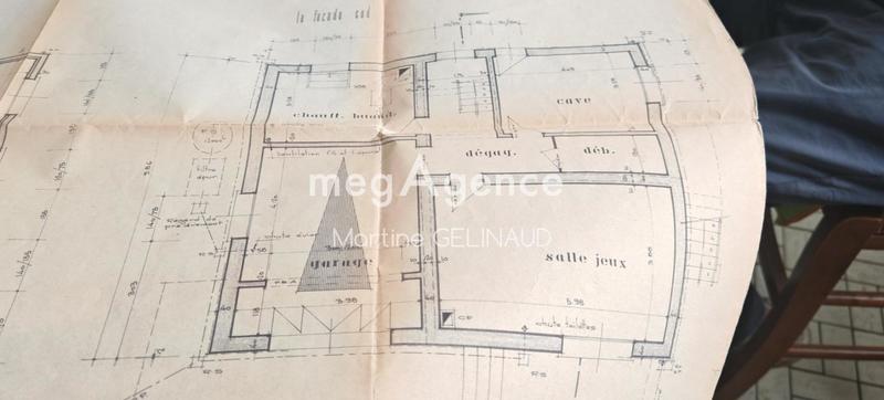 Maison - 171 m² - 8 pièces