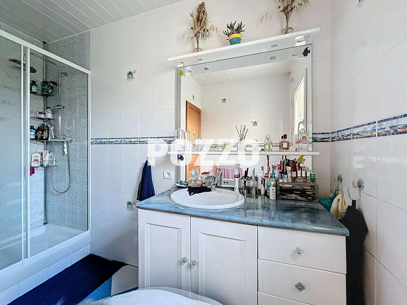 Maison - 135 m² - 7 pièces