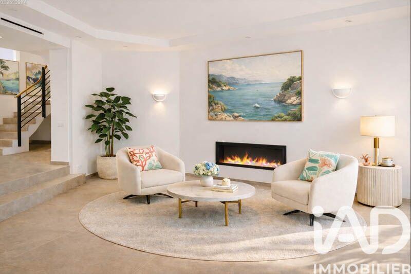 Maison - 259 m² - 5 pièces