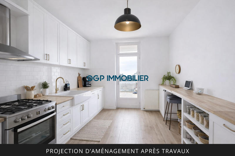 Maison - 168 m² - 6 pièces