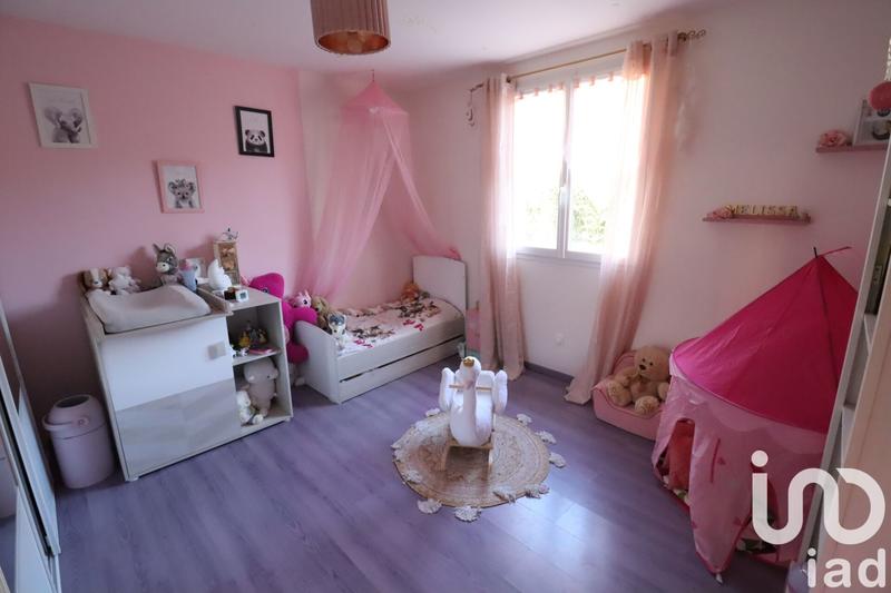 Maison - 202 m² - 7 pièces