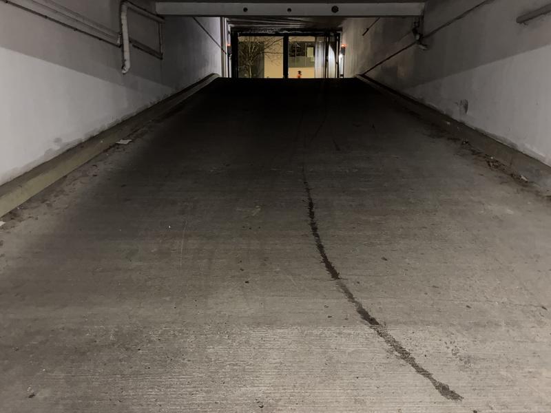 Parking / Garage - 18 m²