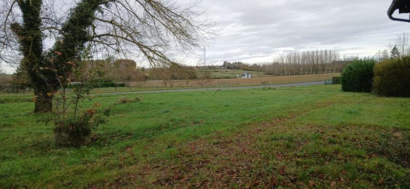 Maison - 442 m² - 22 pièces