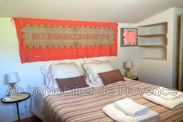 Maison - 108 m² - 6 pièces