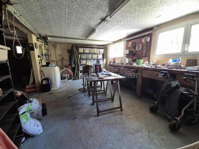 Maison traditionnelle - 90 m² - 4 pièces