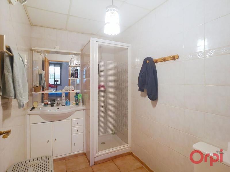 Maison - 295 m² - 12 pièces