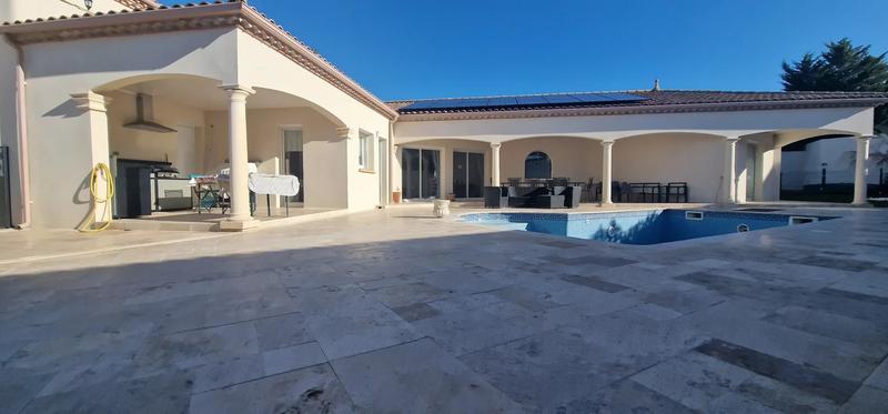Villa - 291 m² - 7 pièces
